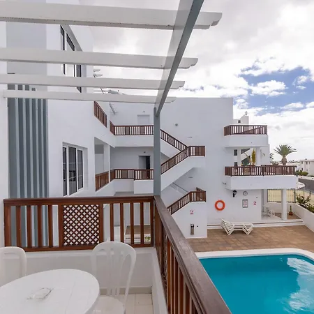 Vista Mar (adults Only) Apartment