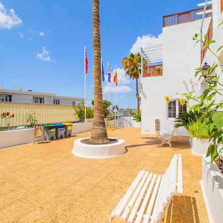 Vista Mar Select Adults 16 Yo * Puerto del Carmen (Lanzarote)